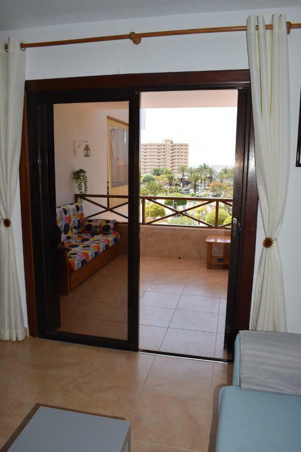 Sunny Summerland Los Cristianos, Ap With City And Ocean View Leilighet Los Cristianos  Eksteriør bilde